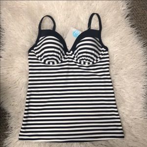 Boden Tankini Swimsuit Top NWT Sz 36B